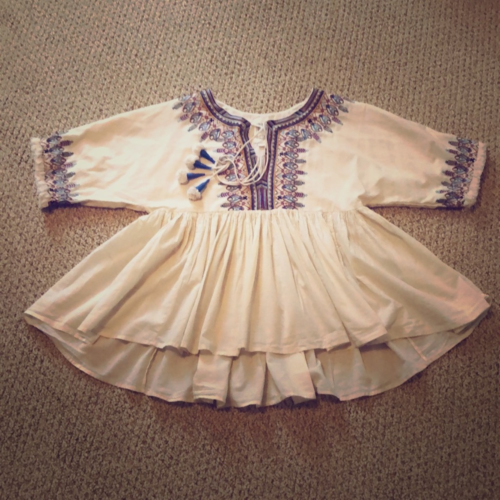 Kirsty Hume velvet top